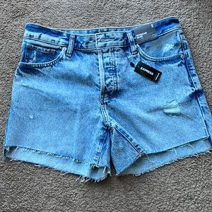 Express shorts